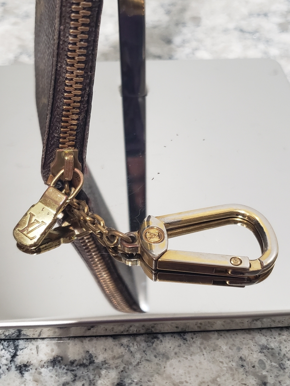 Louis Vuitton Canvas Monogram Key Pouch Card Holder - Picture 4 of 10